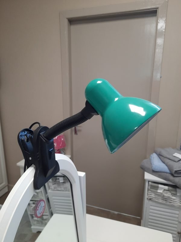 an image of a green clip on lamp